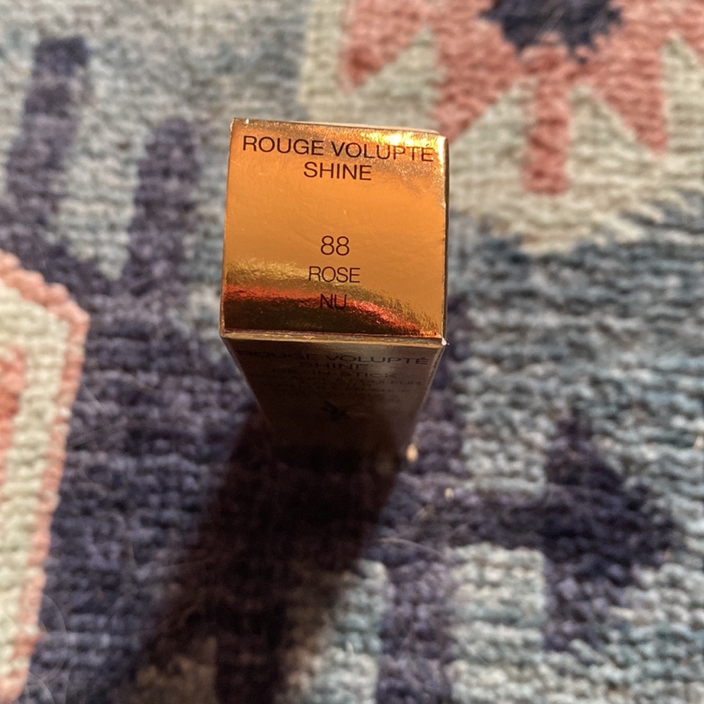 Yves Saint Laurent
Rouge Volupté Shine Lipstick Balm_Rose 88 - Picture 2 of 2